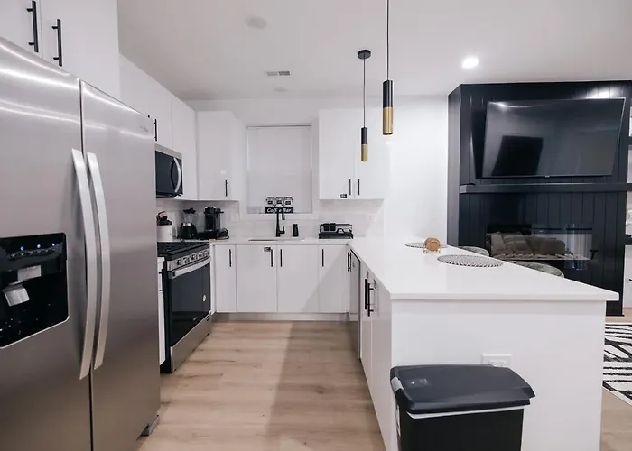 Parisian Retreat 6min To Main Quandrangle U Of C Apartment Chicago