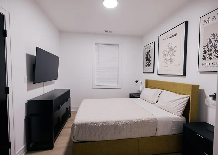 Parisian Retreat 6min To Main Quandrangle U Of C Apartment Chicago