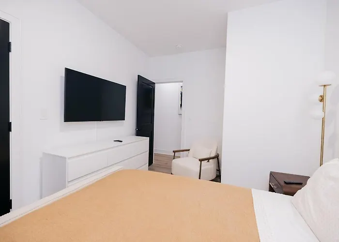 Parisian Retreat 6min To Main Quandrangle U Of C * Chicago