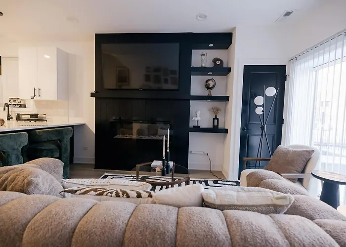 Apartment Parisian Retreat 6min To Main Quandrangle U Of C