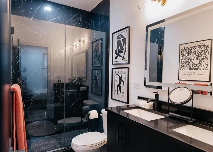 Parisian Retreat 6min To Main Quandrangle U Of C Apartment *