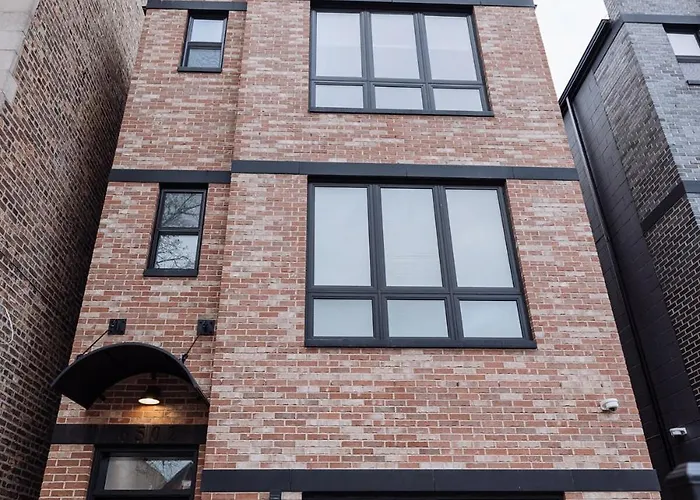 Parisian Retreat 6min To Main Quandrangle U Of C Apartment Chicago